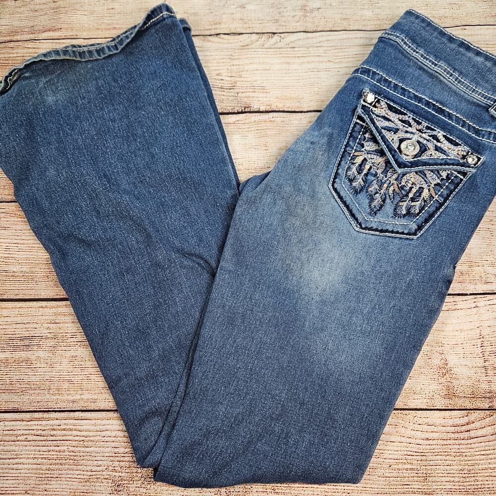 Gemma Rae Jeans Womens Embroidered Size 5/27 Distressed Flare Leg Pants